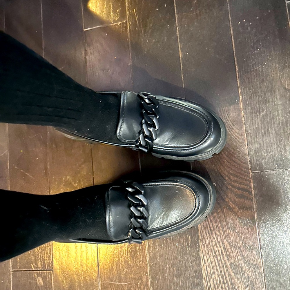 Madden girl Black Chain Loafers